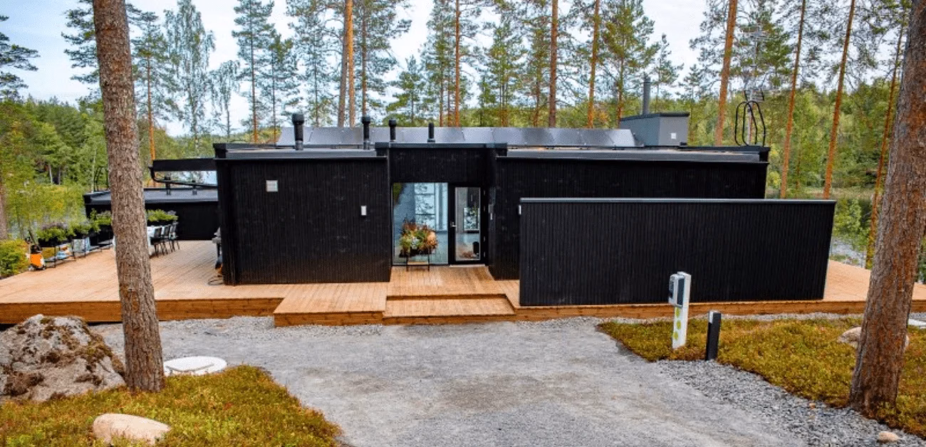 Fritidsvillan i Mäntyharju – ljus, natur och modern arkitektur